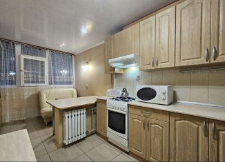 Сдаю в аренду двухкомнатную квартиру, 51 м2, Сочи, улица Островского, 67, микрорайон Центральный