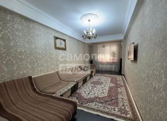 Продам 2-комнатную квартиру, 68 м2, Махачкала, улица Перова, 16
