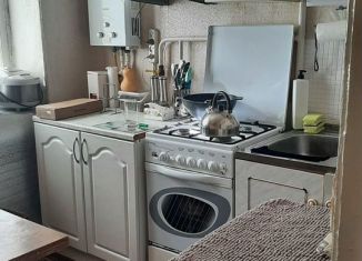 Продам 1-ком. квартиру, 30 м2, Донской, улица Горького, 2