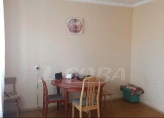 Аренда 3-ком. квартиры, 80 м2, Тобольск, Рощинский переулок, 40