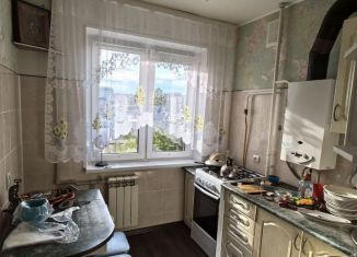 Продажа 4-ком. квартиры, 58.6 м2, Дзержинск, проспект Свердлова, 78