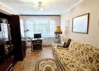 Продам 2-ком. квартиру, 44 м2, Кинель, улица Маяковского, 82