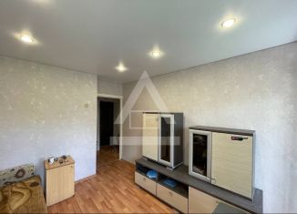 Продаю 1-ком. квартиру, 27.2 м2, Челябинская область, улица Керамиков, 2