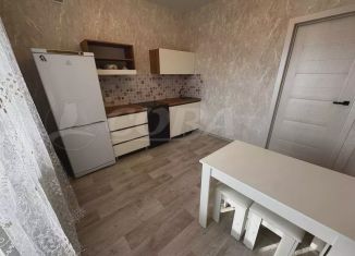 Сдаю 1-комнатную квартиру, 36 м2, Тобольск, 15-й микрорайон, 14А