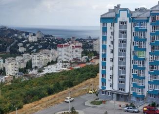 Продается 1-ком. квартира, 34.6 м2, Алушта, улица 60 лет СССР, 29