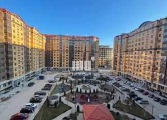 Продам трехкомнатную квартиру, 106 м2, Каспийск, ЖК Family, Кавказская улица, 31