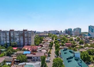 Продается 2-ком. квартира, 65 м2, Краснодар, улица Гоголя, 23, улица Гоголя