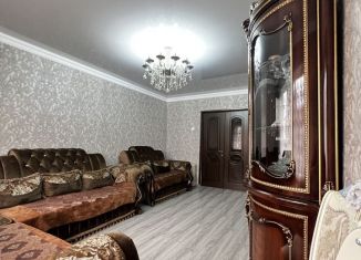 Продается 4-комнатная квартира, 98 м2, Нальчик, улица Атажукина, 6, район Предгорный