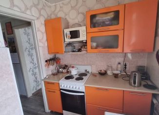 Продажа 2-ком. квартиры, 38 м2, поселок городского типа Промышленная, улица Чапаева, 4