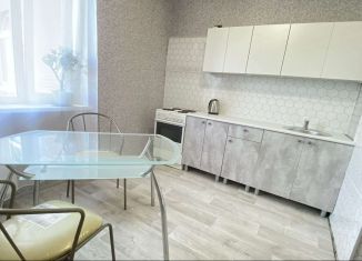 Продажа 4-комнатной квартиры, 82 м2, Ульяновск, проспект Созидателей, Заволжский район
