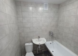 Продается 2-комнатная квартира, 46 м2, Кропоткин, Красная улица, 191