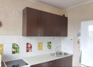 Продается трехкомнатная квартира, 62.8 м2, Алтайский край, улица Александра Матросова, 47/1