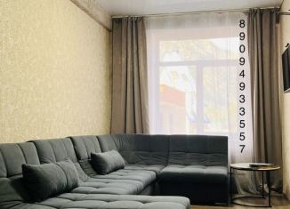 Сдам в аренду 2-комнатную квартиру, 50 м2, Карачаево-Черкесия, Карачаевская улица, 60