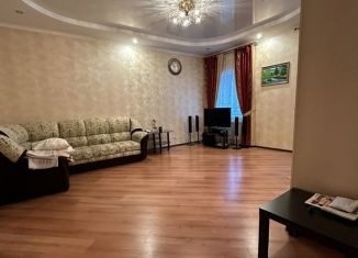 Сдача в аренду 1-ком. квартиры, 51 м2, Казань, Чистопольская улица, 36