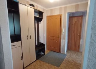 Сдается 3-ком. квартира, 59 м2, Тобольск, 4-й микрорайон, 5