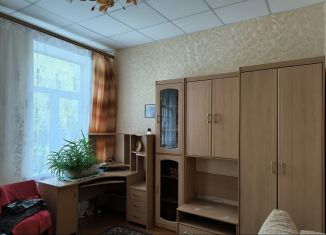 Продам 3-ком. квартиру, 68 м2, Тула, Хомяковская улица, 1