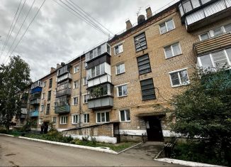 Продам 2-комнатную квартиру, 42.8 м2, Еманжелинск, улица Энгельса, 18