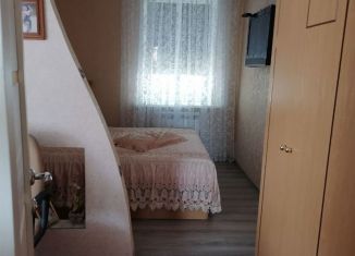 Сдается в аренду комната, 14 м2, Ростов-на-Дону, улица Лескова, 12/12