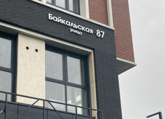 Продается 1-ком. квартира, 44 м2, Иркутская область, Байкальская улица, 87