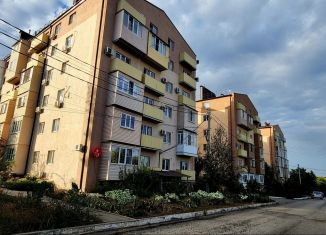 Продам 2-комнатную квартиру, 58 м2, Каменск-Шахтинский, Красная улица, 35