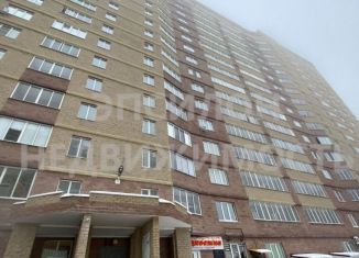 Продаю 1-ком. квартиру, 42 м2, Курск, проспект Анатолия Дериглазова, 39, Центральный округ