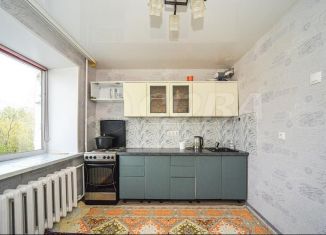 Продам 1-ком. квартиру, 35 м2, Тюменская область, Станционная улица, 34/2