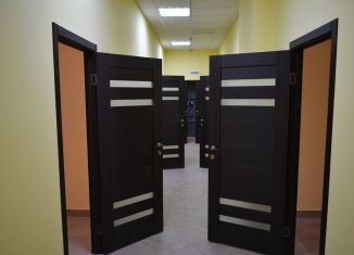 Продается офис, 266 м2, Волжский, проспект имени Ленина, 1