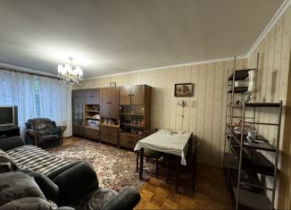 Сдам 3-комнатную квартиру, 60 м2, Москва, улица Молдагуловой, 15к1, ВАО