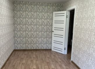 Продажа 3-ком. квартиры, 68 м2, деревня Соловьи, деревня Соловьи, 8