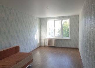 Продажа 2-ком. квартиры, 47 м2, Радужный, 1-й квартал, 9