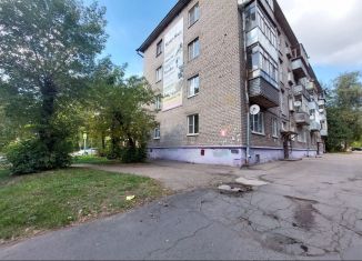 Продаю 2-ком. квартиру, 40.8 м2, Череповец, Пионерская улица, 10