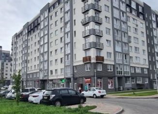 Продаю 3-ком. квартиру, 76.2 м2, Калининград, Суздальская улица, 13, Ленинградский район