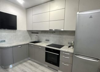 Продажа 2-ком. квартиры, 65 м2, Карелия, улица Антонова, 2