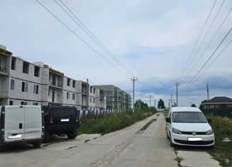 Продаю трехкомнатную квартиру, 58.8 м2, посёлок Голубево, Уютная улица