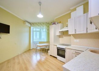 Продается двухкомнатная квартира, 90 м2, Краснодар, улица Бульварное Кольцо, 7