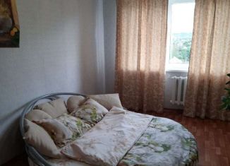 Аренда 2-комнатной квартиры, 62 м2, поселок городского типа Мостовской, улица Калинина, 62