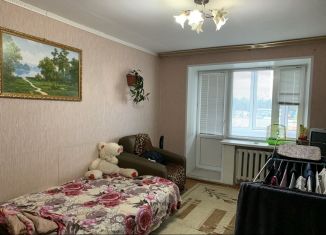 Продается 3-комнатная квартира, 56 м2, Владимирская область, улица 60 лет Октября, 31