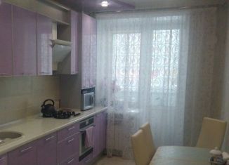 Продается 2-комнатная квартира, 60 м2, Йошкар-Ола, улица Чернякова, 3А, микрорайон 9Б