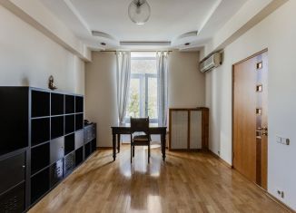 Продажа 3-комнатной квартиры, 108.1 м2, Москва, улица Большая Ордынка, 34-38, улица Большая Ордынка