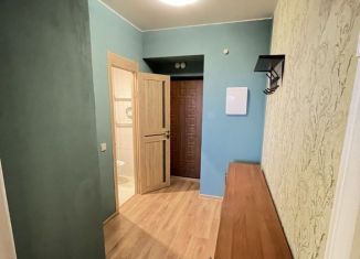 Сдается 1-комнатная квартира, 28 м2, Щербинка, улица Барышевская Роща, 12