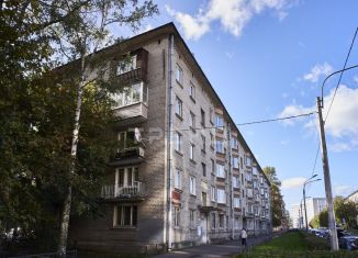 Продажа 1-комнатной квартиры, 32 м2, Санкт-Петербург, улица Васенко, 5/15, метро Выборгская