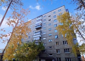 Продается 3-комнатная квартира, 63.1 м2, Екатеринбург, переулок Замятина, 44, метро Уралмаш