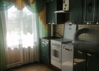 Продажа двухкомнатной квартиры, 65 м2, Медынь, улица Комарова, 4