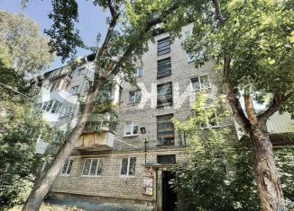 Продается трехкомнатная квартира, 43.2 м2, Екатеринбург, улица Вилонова, 76, улица Вилонова