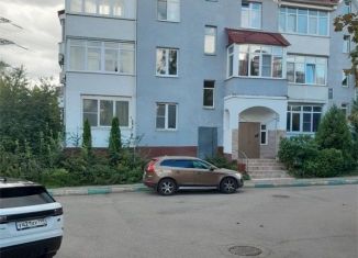 4-комнатная квартира в аренду, 138 м2, Москва, улица Рословка, 12к2, станция Пенягино