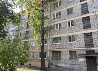 Продажа 2-комнатной квартиры, 43 м2, Йошкар-Ола, улица Мира, 37, микрорайон Дубки