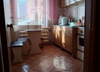 Продам 3-комнатную квартиру, 57 м2, село Кулунда, Целинная улица, 13