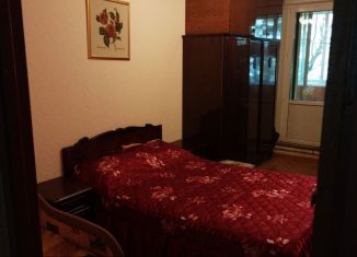 Комната в аренду, 30 м2, Москва, метро Пражская