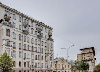 4-комнатная квартира на продажу, 150 м2, Москва, Никитский бульвар, 5