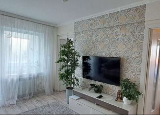 Продам четырехкомнатную квартиру, 59 м2, Ачинск, 3-й Привокзальный микрорайон, 37